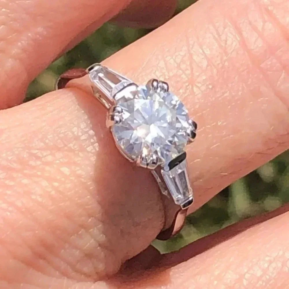 SZ 8 Certified 2 CT 925 Sterling Moissanite Engagement & Wedding Ring